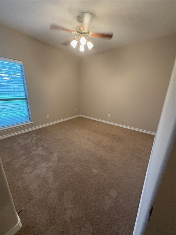 7502 Lourdes St Property Photo 15