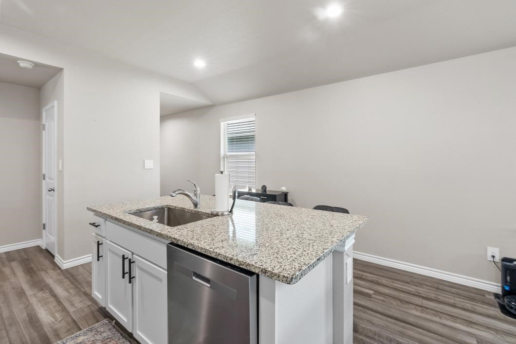 7614 Cowboy Trail Property Photo 10
