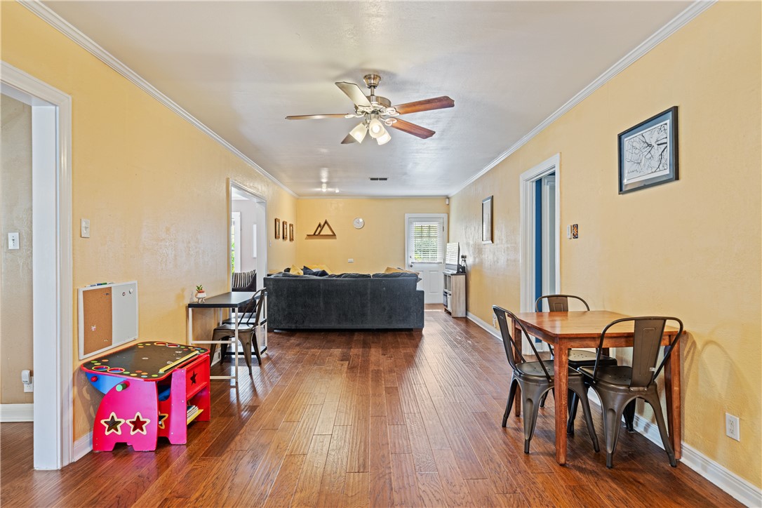 149 Rossiter St Property Photo 12