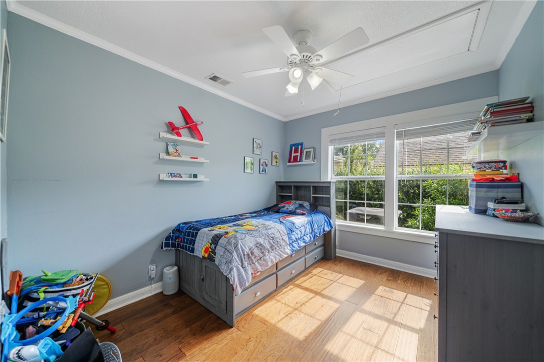 149 Rossiter St Property Photo 16