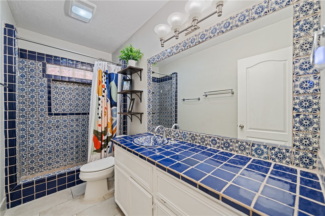 149 Rossiter St Property Photo 18