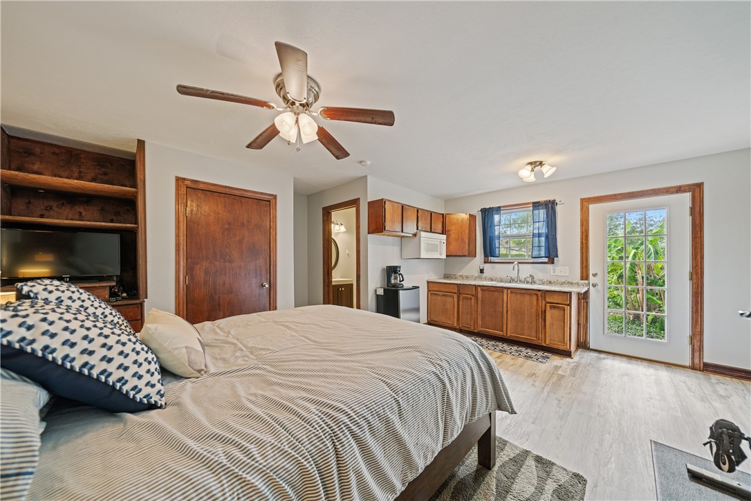 149 Rossiter St Property Photo 36