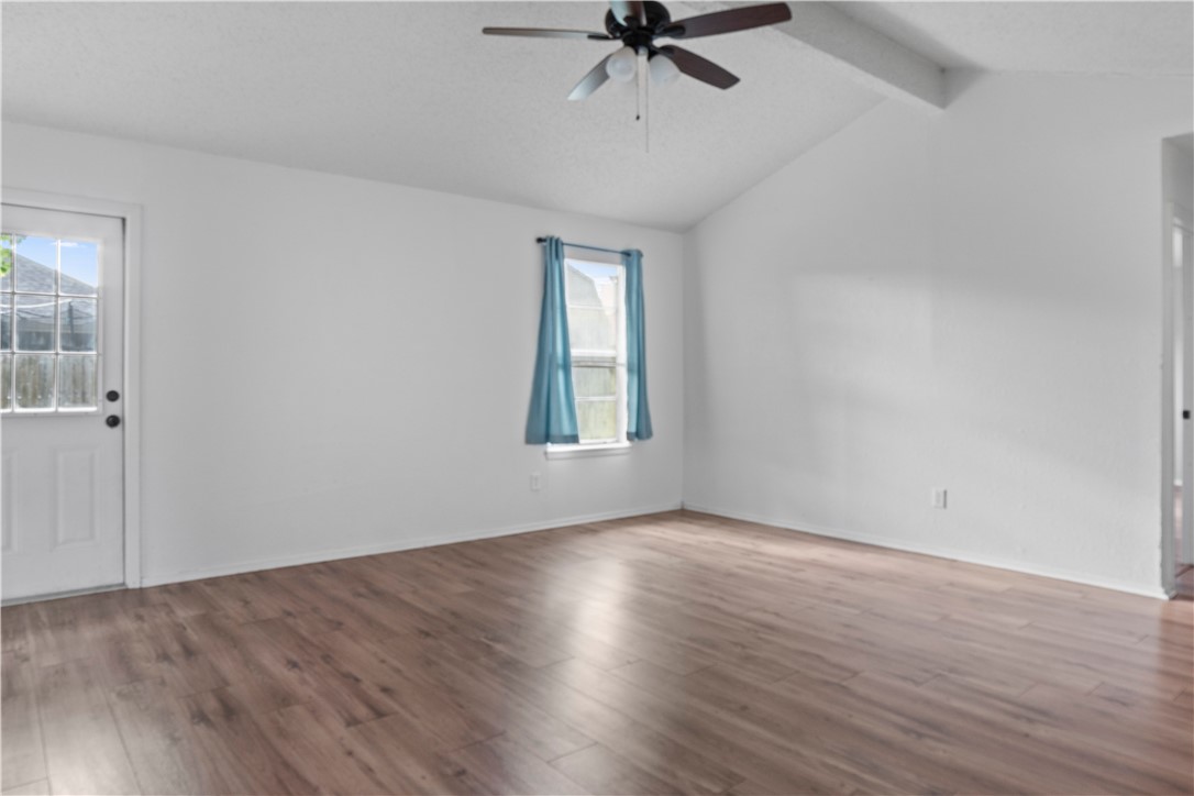 2809 Vancouver Dr Property Photo 5