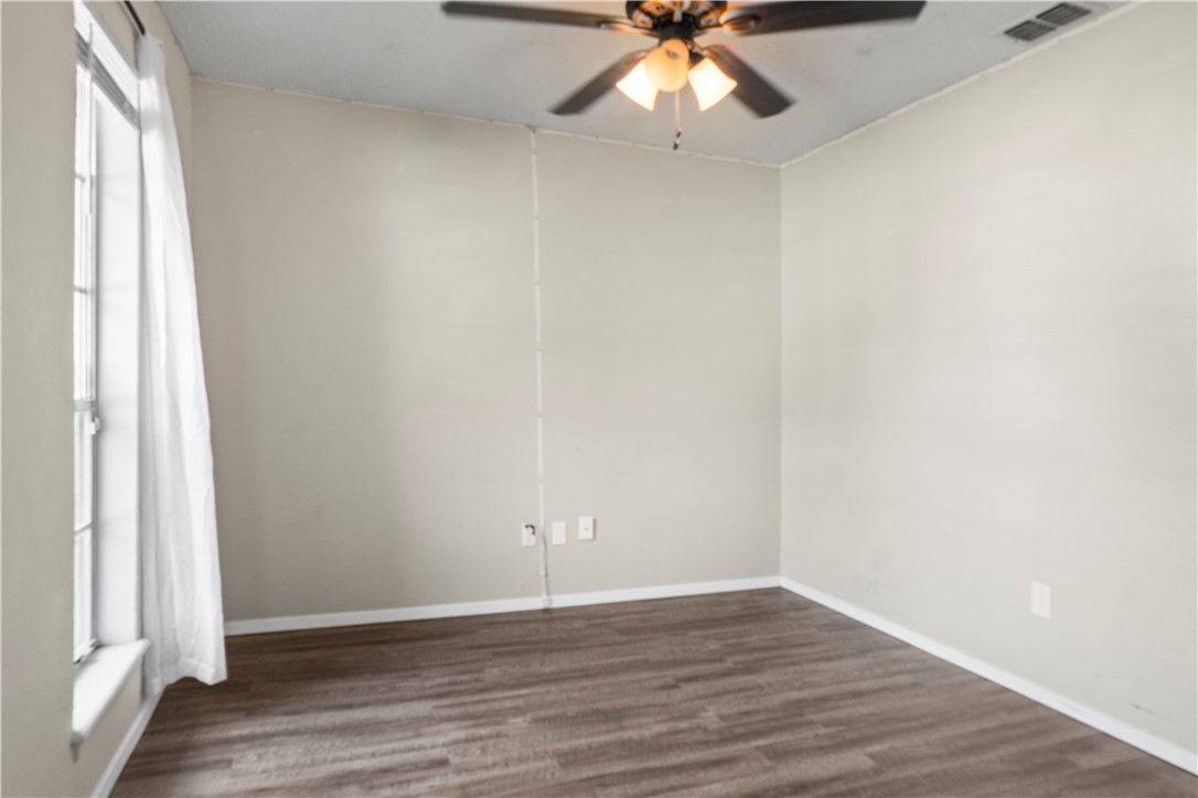 2809 Vancouver Dr Property Photo 16