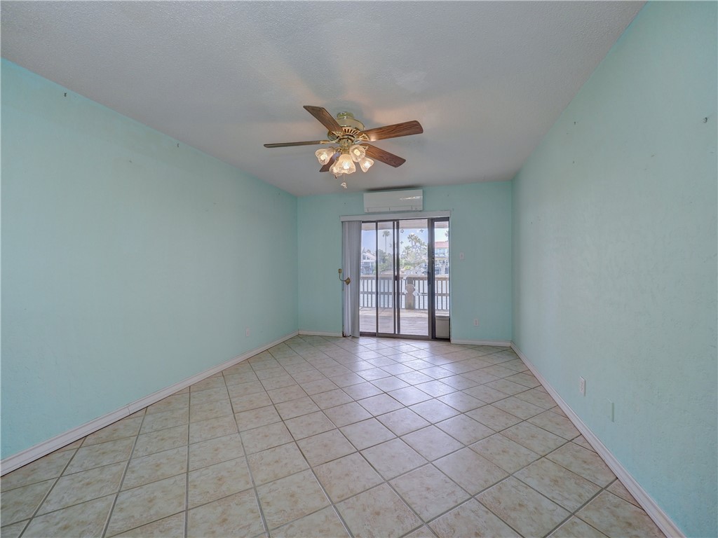 15317 Caravel Dr Property Photo 19