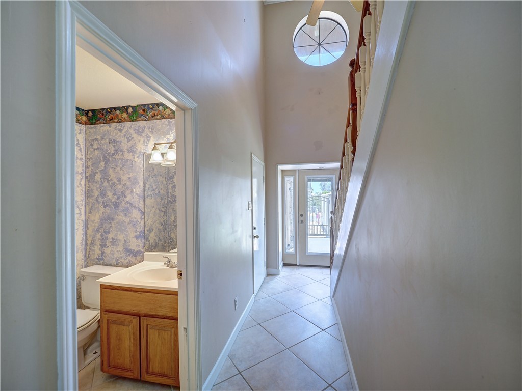 15317 Caravel Dr Property Photo 21