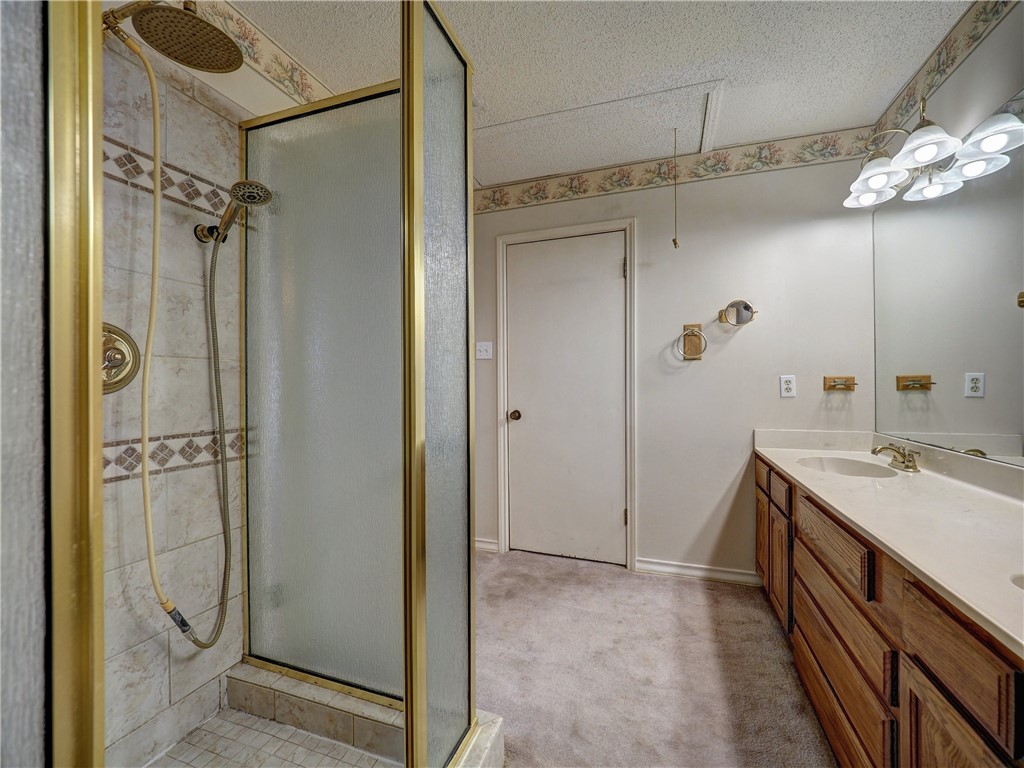 15317 Caravel Dr Property Photo 27