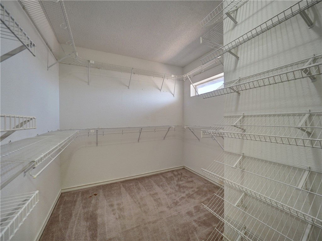 15317 Caravel Dr Property Photo 28