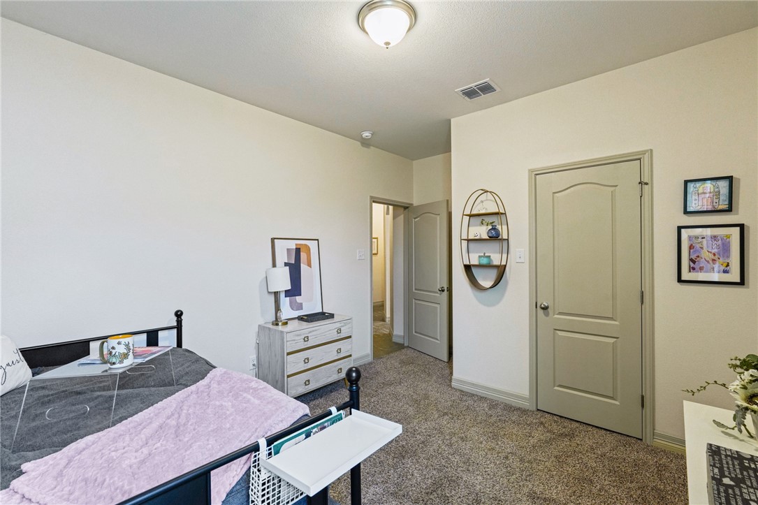 3137 Piranha Dr Property Photo 28