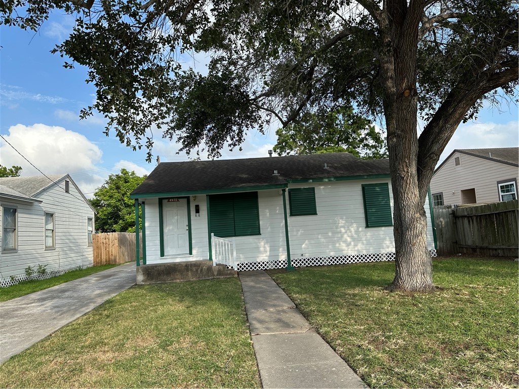 4822 Dodd Dr Property Photo 1