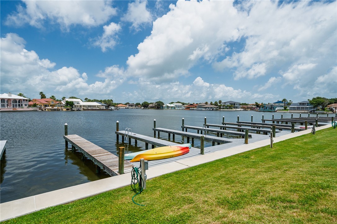 2407 Bayhouse Dr Property Photo 33