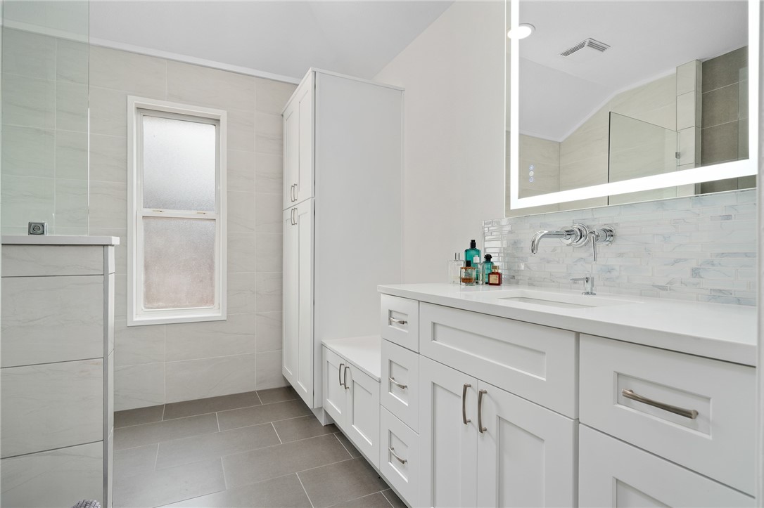 139 Heron Oaks St Property Photo 16