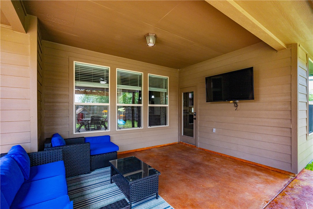 8110 Resplandor St Property Photo 29