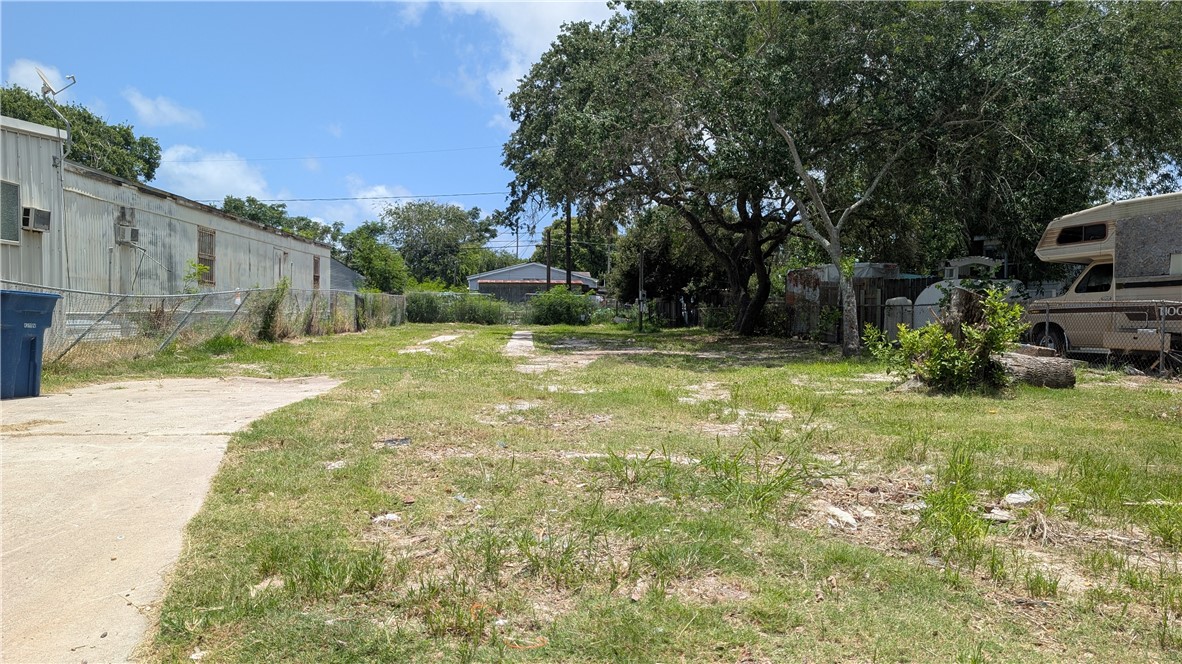 817 Mcdonald St Property Photo 1