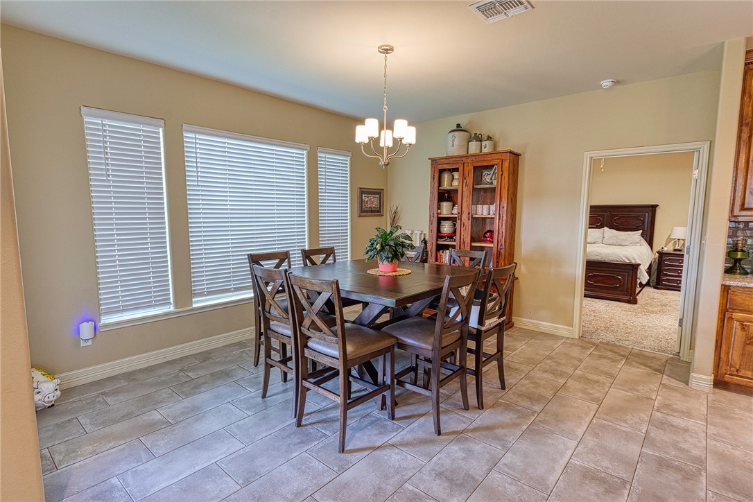 1818 Chesapeake Bay Dr Property Photo 11