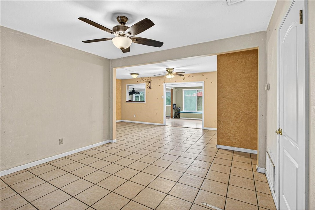 2114 Colorado St Property Photo 10