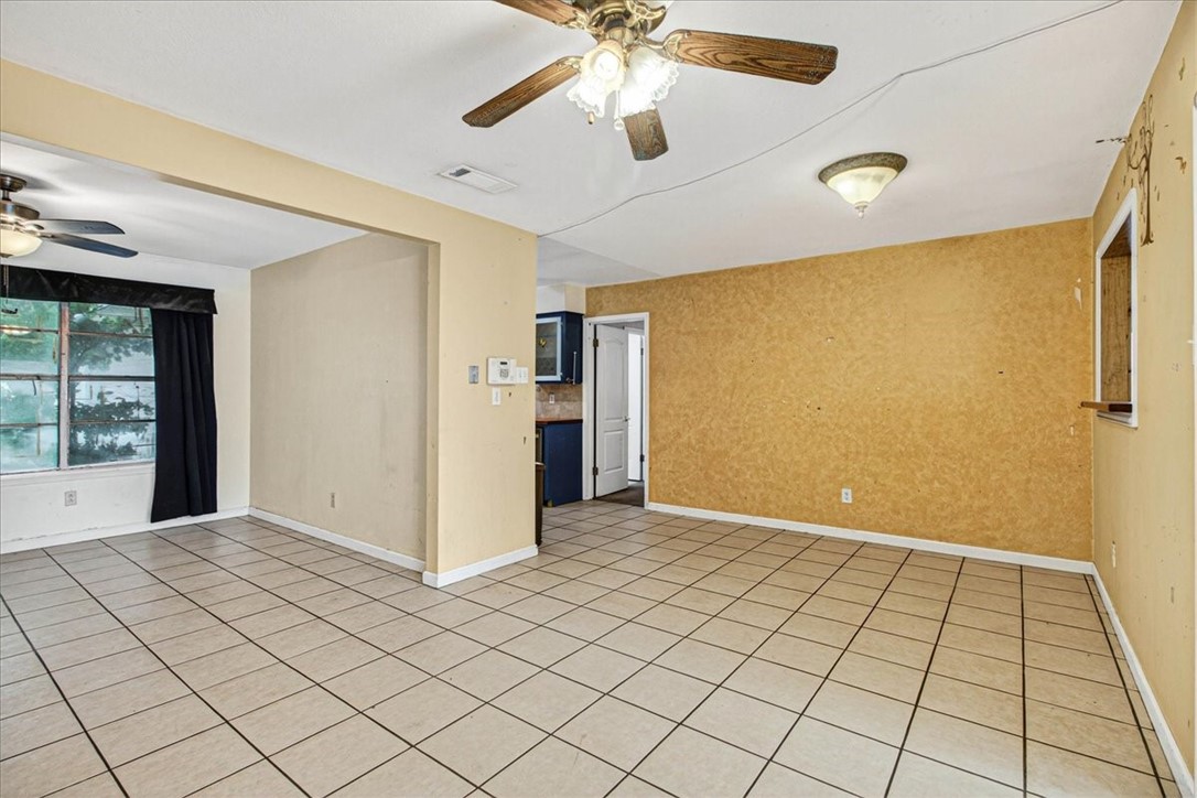 2114 Colorado St Property Photo 13