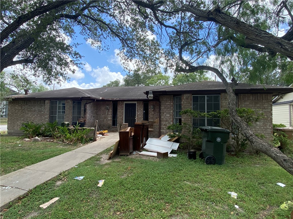3733 Mendenhall Dr Property Photo 1