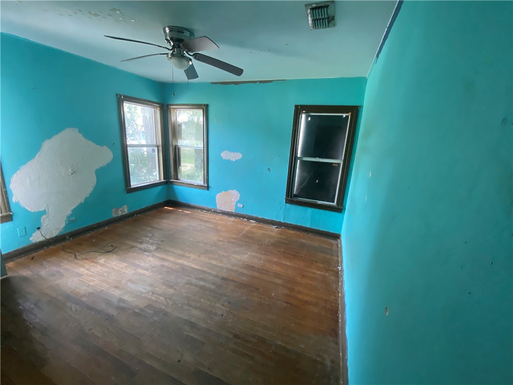803 E Ragland Ave Property Photo 8