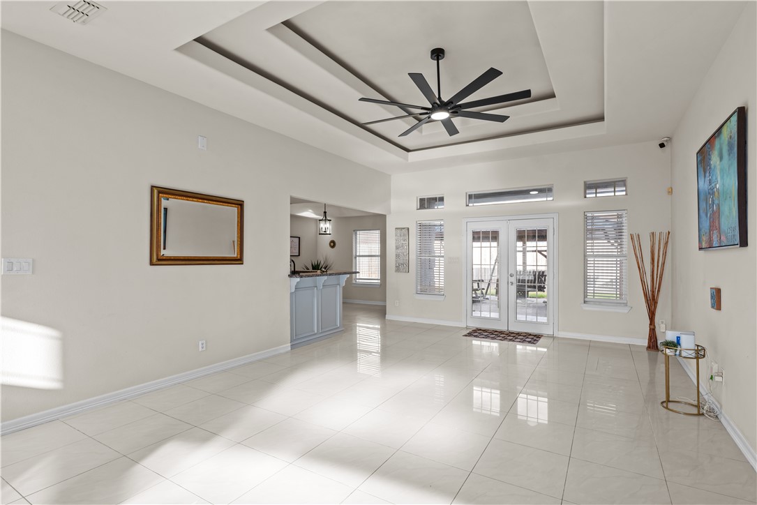 8230 Excalibur Property Photo 8