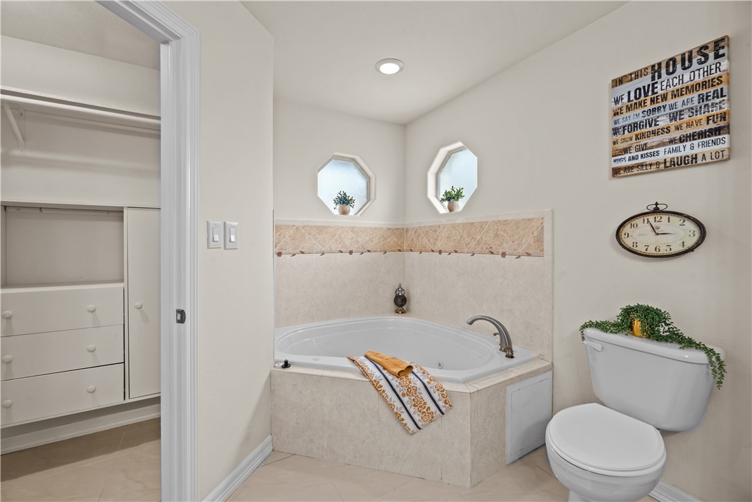 8230 Excalibur Property Photo 19