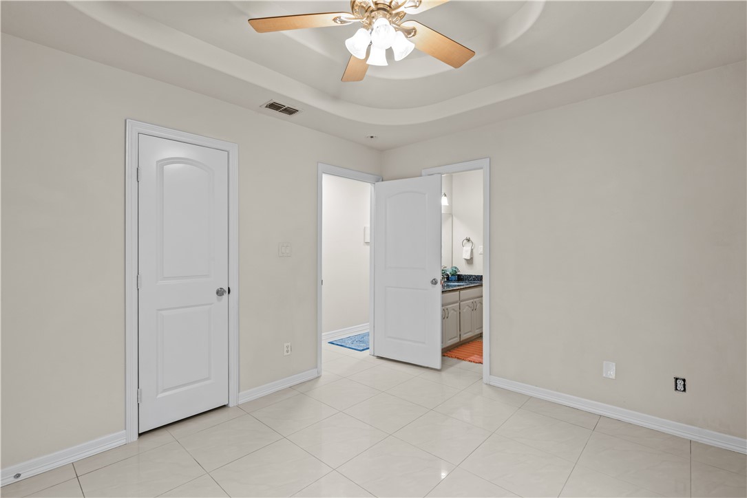 8230 Excalibur Property Photo 27