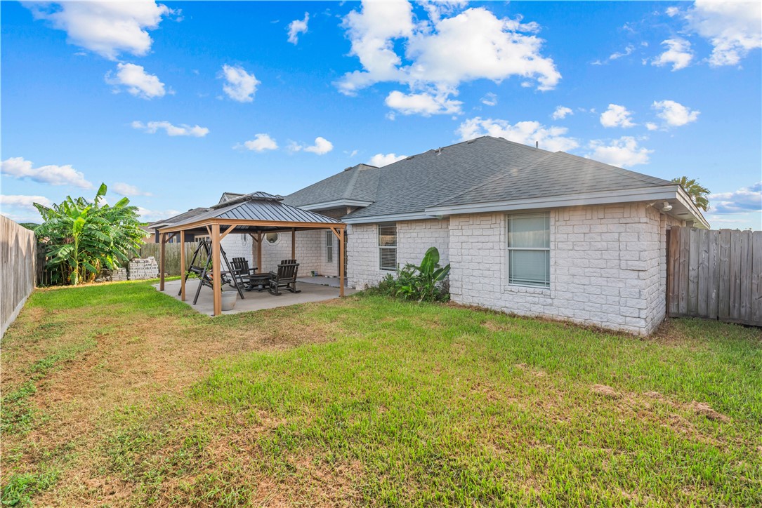 8230 Excalibur Property Photo 36