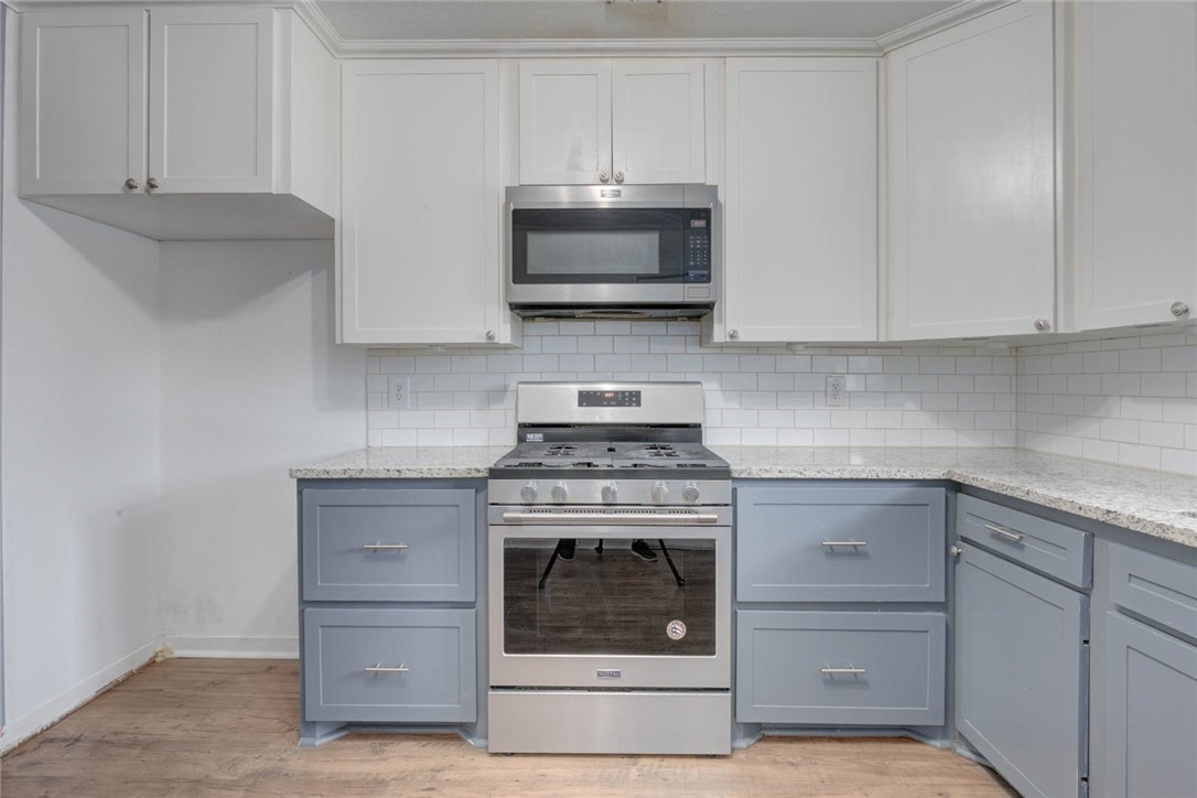 1011 Diomede Dr Property Photo 3