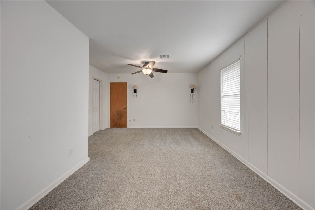 1011 Diomede Dr Property Photo 13