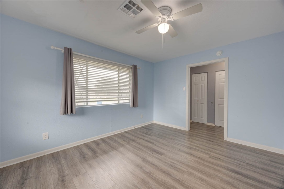1011 Diomede Dr Property Photo 23