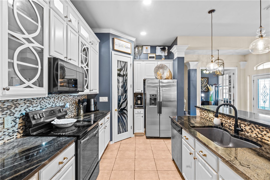 7441 Long S Dr Property Photo 12