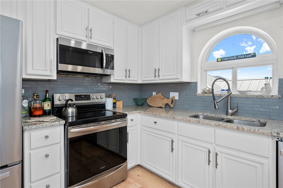 109 Tarpon Ct Property Photo 8
