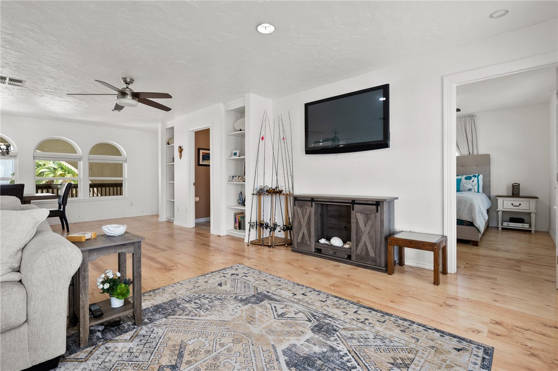 109 Tarpon Ct Property Photo 14