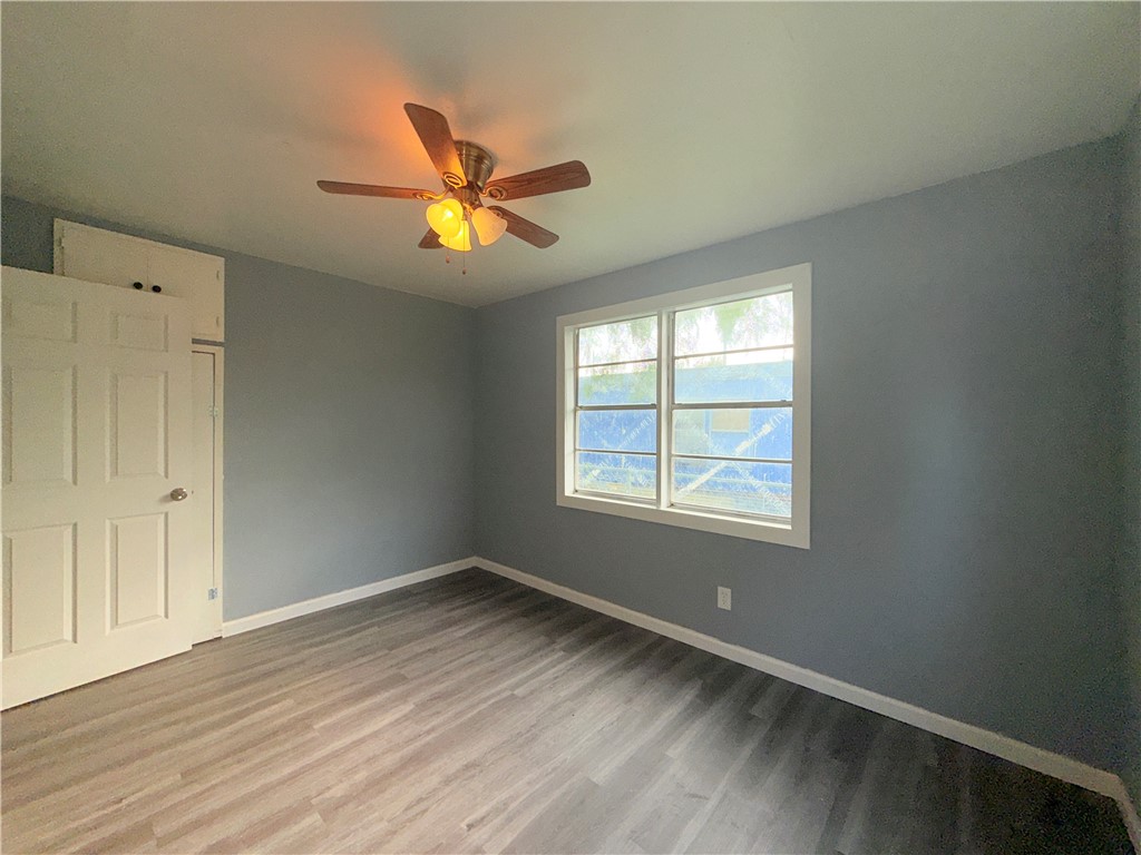 1105 Range St Property Photo 11