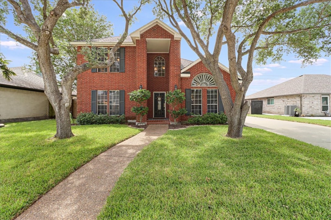 8114 Etienne Dr Property Photo 1