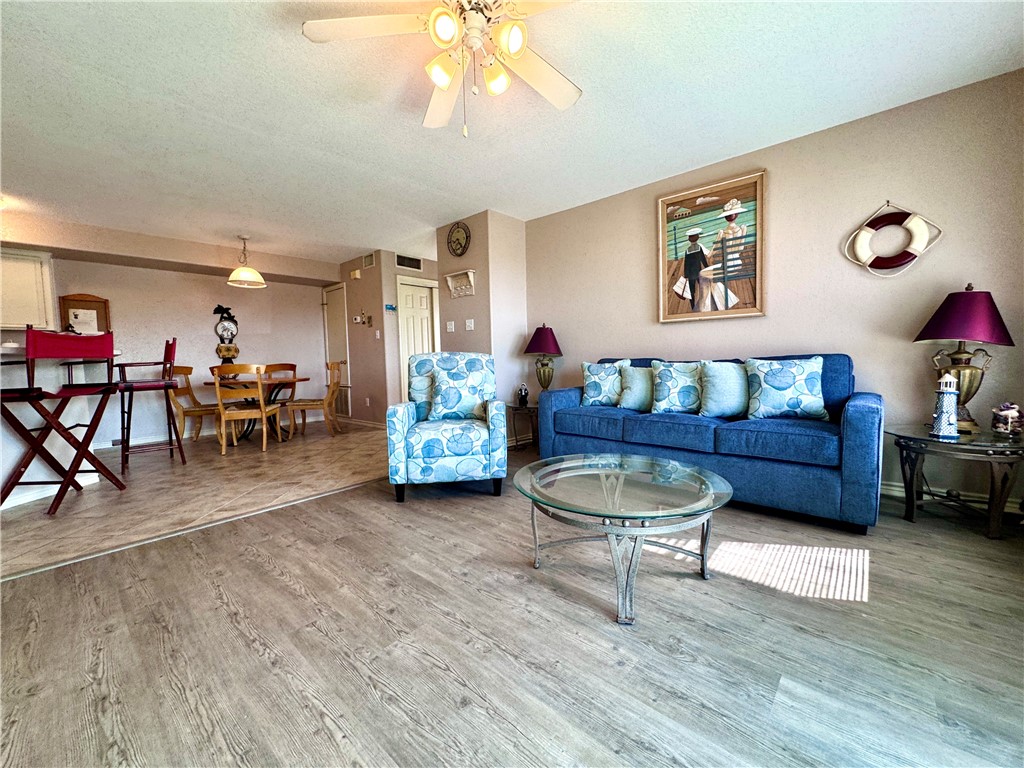 15125 Leeward 10 Property Photo 3