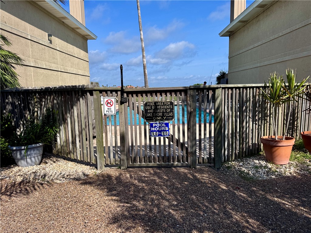 15125 Leeward 10 Property Photo 31