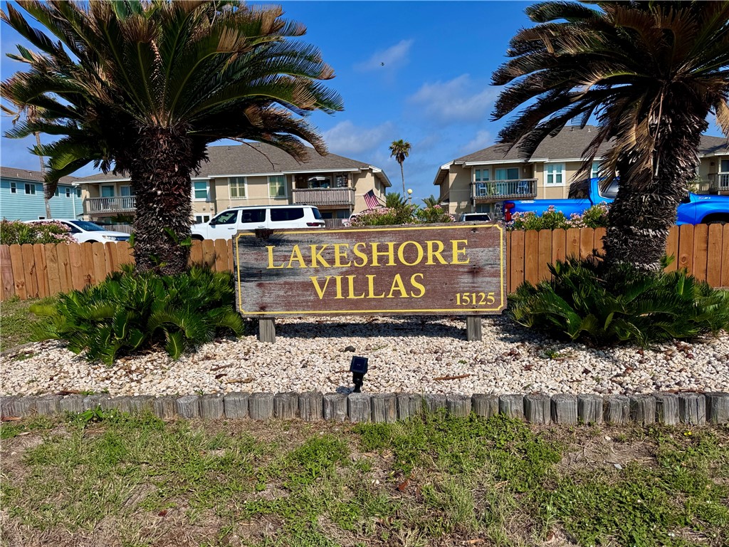 15125 Leeward Dr 10 Property Photo 1