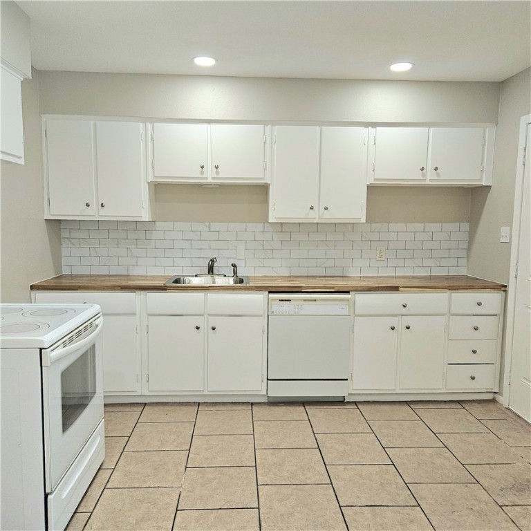 4749 Mokry Dr Property Photo 10