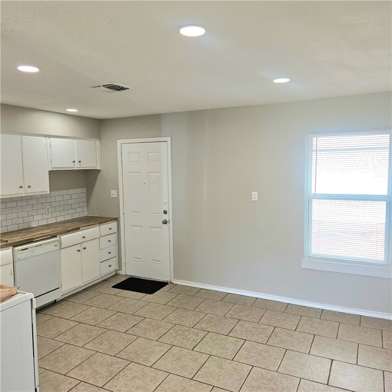 4749 Mokry Dr Property Photo 11