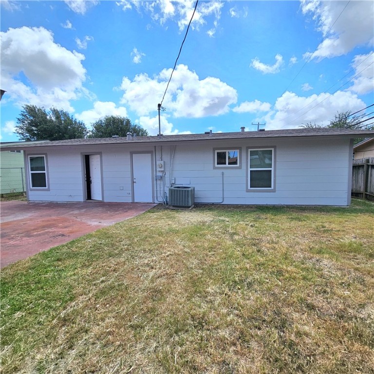 4749 Mokry Dr Property Photo 23