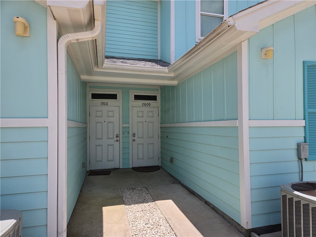 15109 Dory Dr Property Photo 7