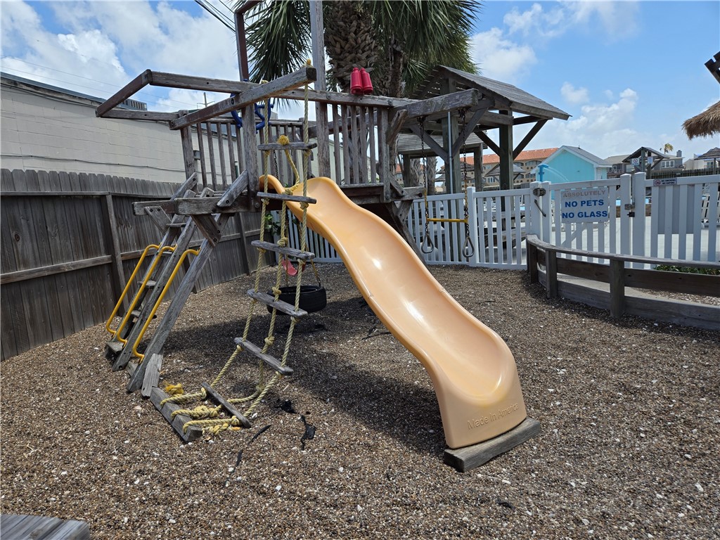15109 Dory Dr Property Photo 32