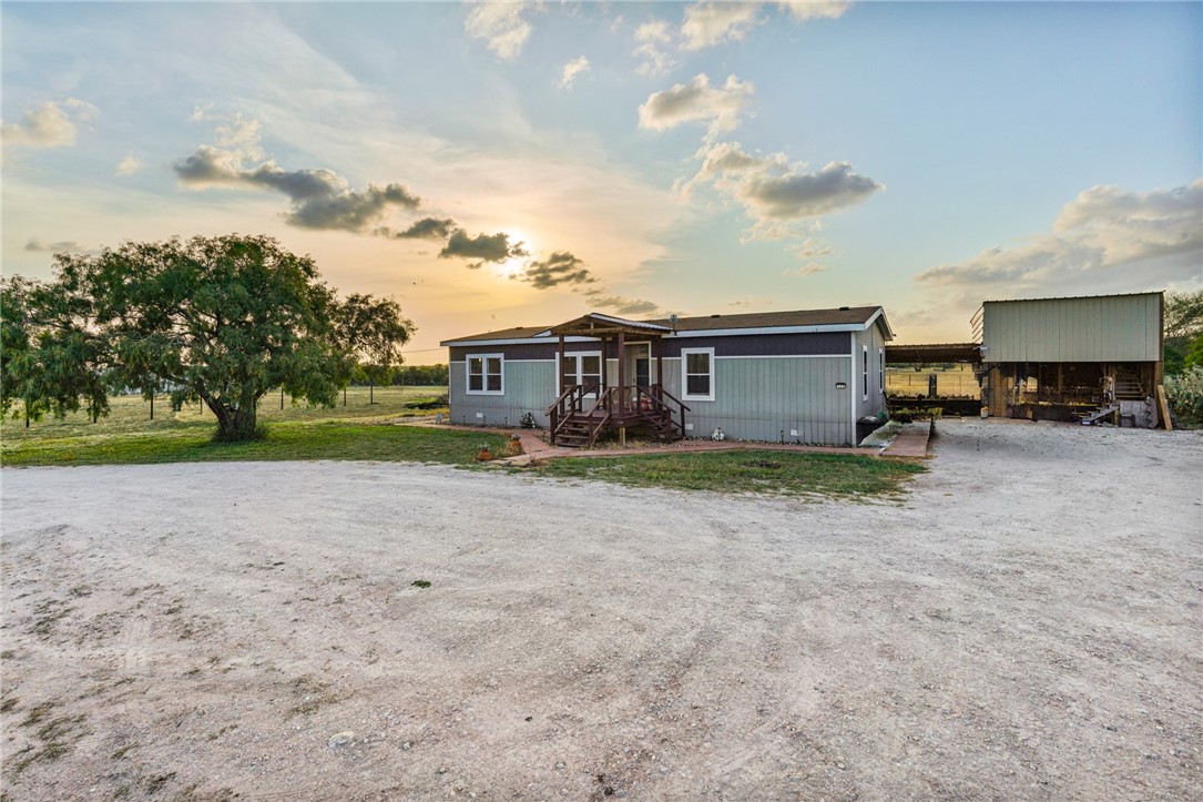 142 Meadow Trai Property Photo 1
