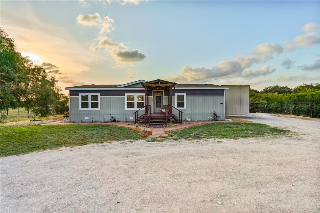 142 Meadow Trai Property Photo 3
