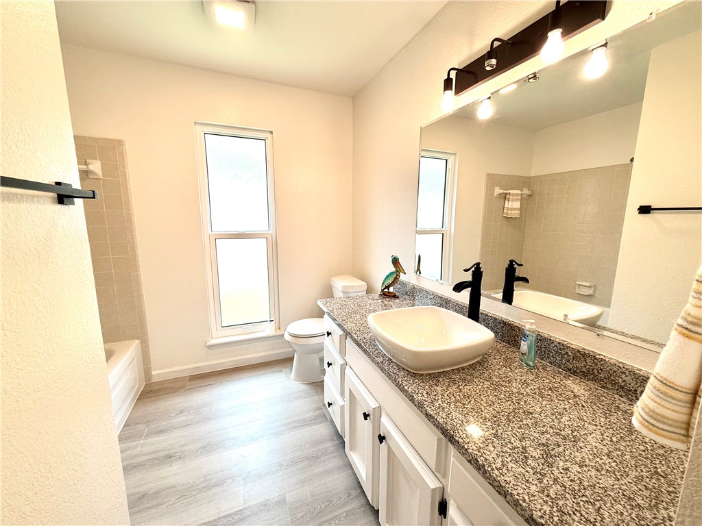 4126 Crenshaw Dr Property Photo 16