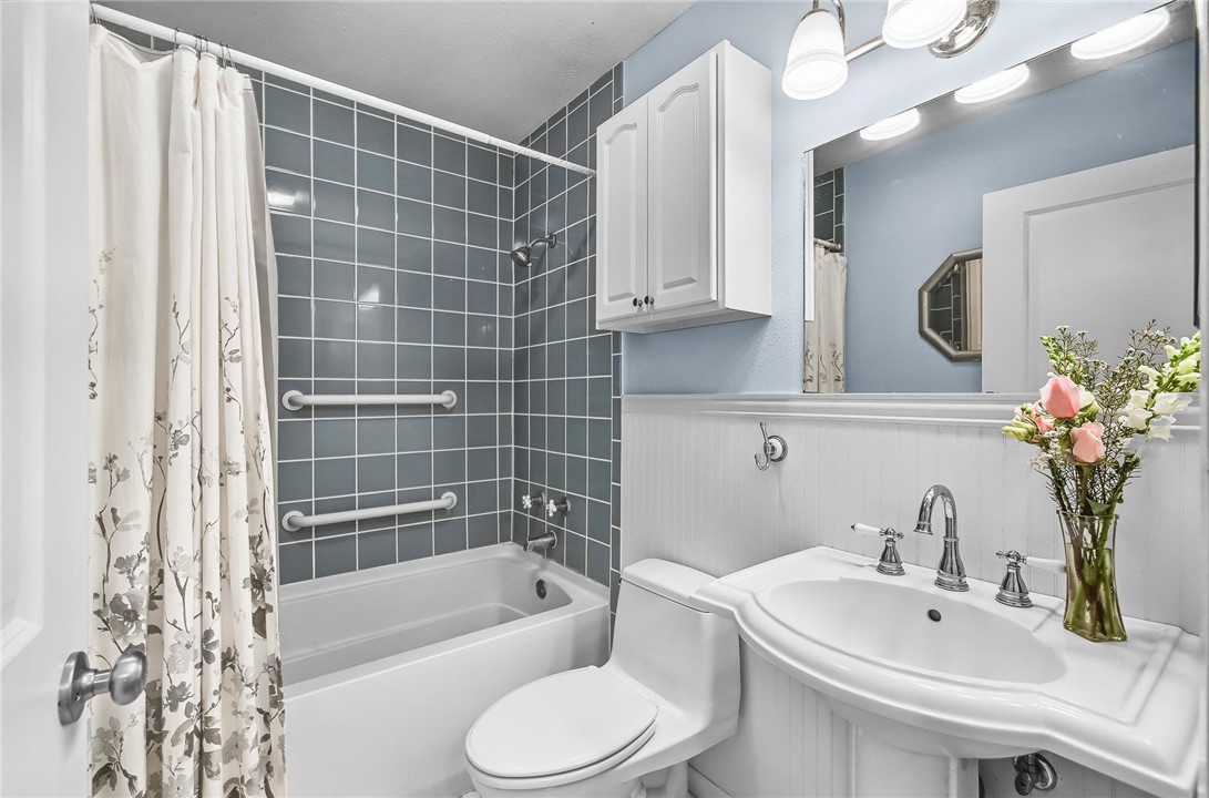 13765 Eaglesnest Bay Dr Property Photo 25