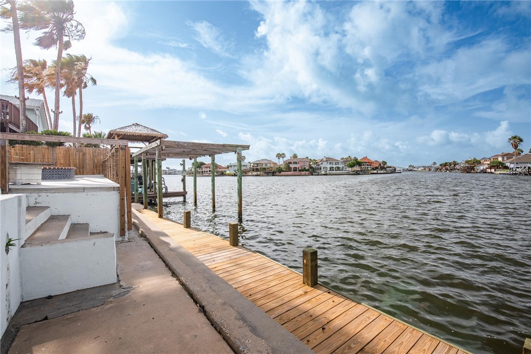 13765 Eaglesnest Bay Dr Property Photo 34