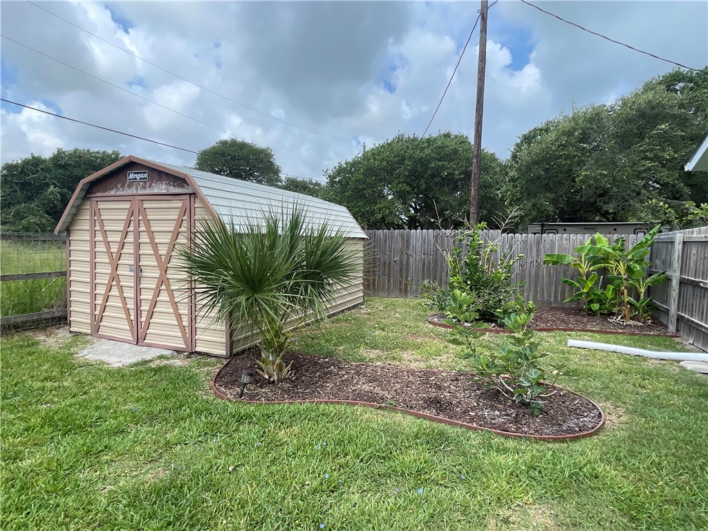 108 Palm St Property Photo 33