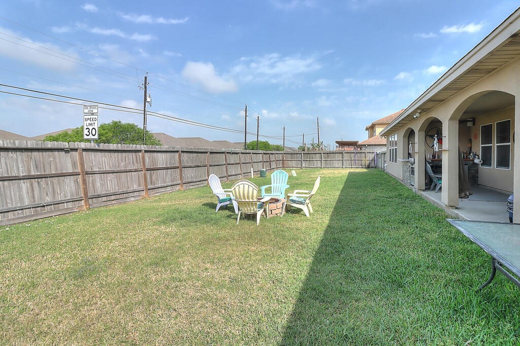 7326 Aborigine St Property Photo 34